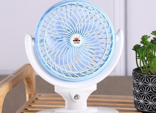 QUẠT SẠC TÍCH ĐIỆN XOAY 360 ĐỘ JR-5566