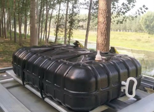 THÙNG NƯỚC , bình nước NHỰA ĐEN 70L
